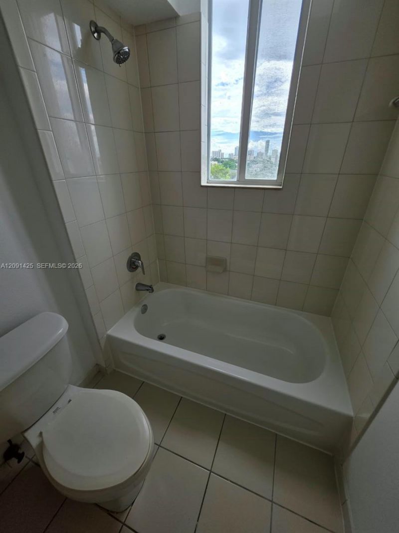 102 SW 6th Ave , Unit 604, Miami, FL 33130 Photo