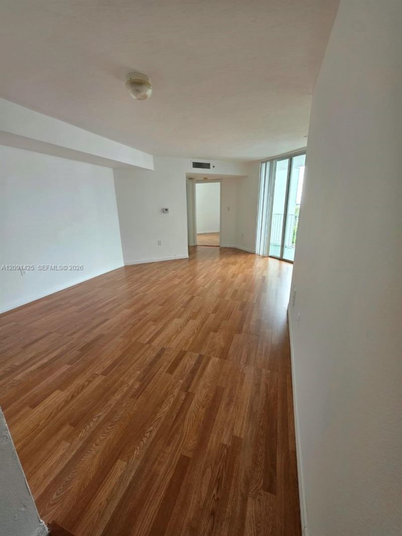 102 SW 6th Ave , Unit 604, Miami, FL 33130 Photo