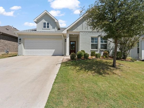 9812 Chaparral Pass, Fort Worth, TX 76126