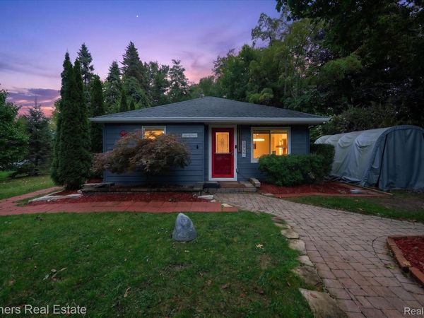 3937 Highcrest Drive, Genoa Township, Mi 48116