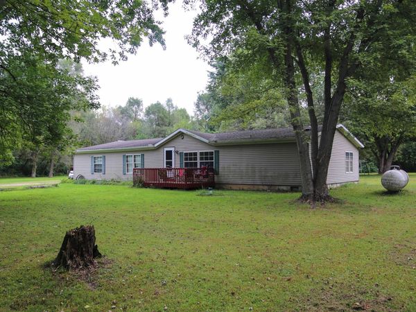 65191 Youngs Prairie Road, Constantine, MI 49042