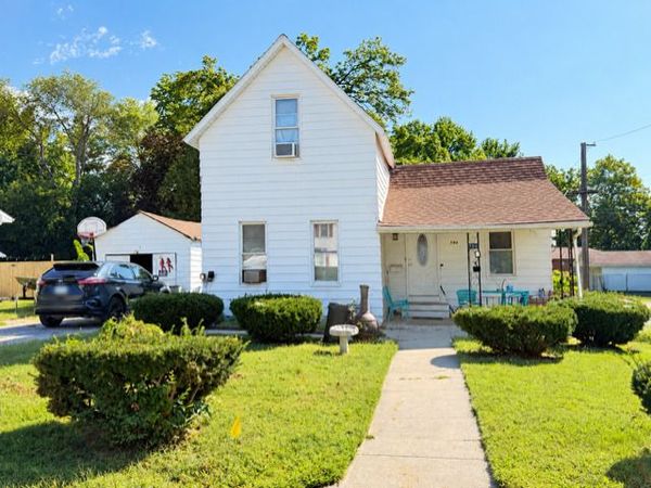 784 S Locust Street, Pontiac, IL 61764