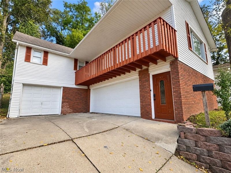405 Baldwin Road, Akron, OH 44312 Photo 2