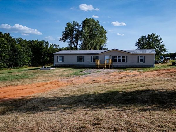 30589 Parkwood Road, McLoud, OK 74851