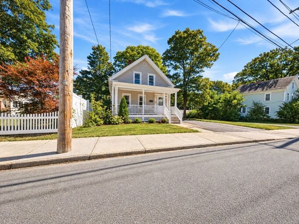 128 Howe St, Marlborough, MA 01752
