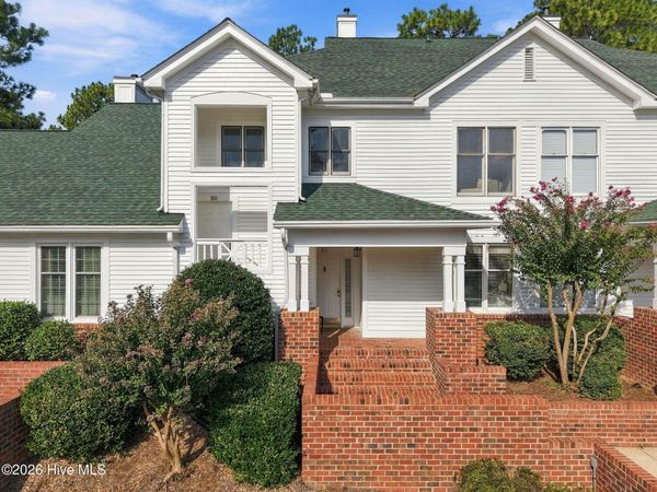 28 N Knoll Road , Southern Pines, NC 28387