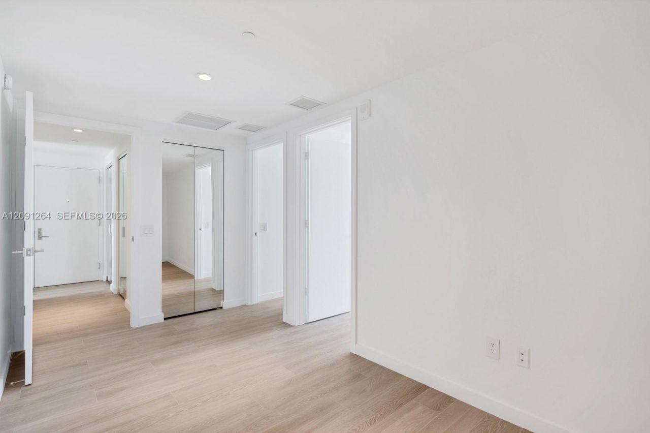 3131 NE 7th Ave , Unit 4803, Miami, FL 33137 Photo