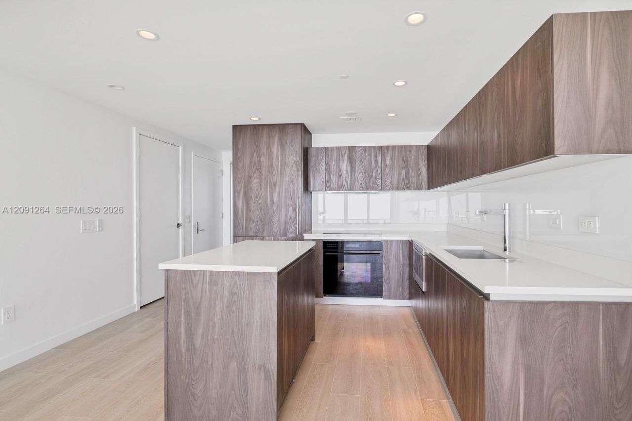 3131 NE 7th Ave , Unit 4803, Miami, FL 33137 Photo