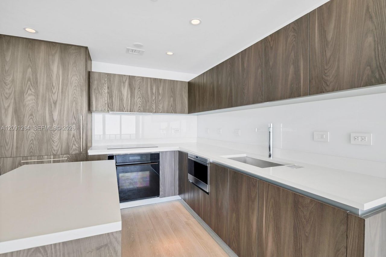 3131 NE 7th Ave , Unit 4803, Miami, FL 33137 Photo