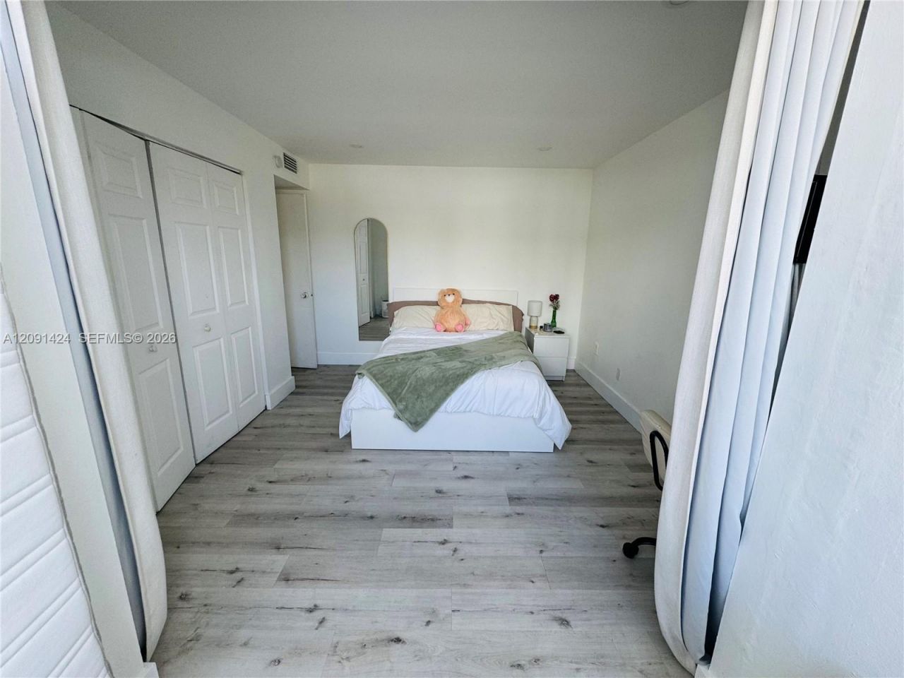 1555 W 44th Pl , Unit 214D, Hialeah, FL 33012 Photo