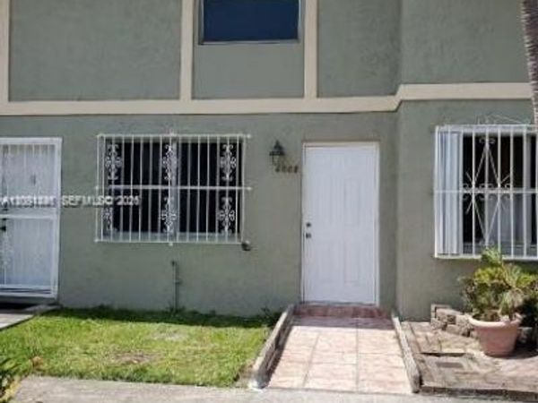 4008 W 9th Ct , Unit 56, Hialeah, FL 33012