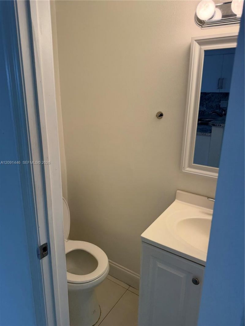 4008 W 9th Ct, Unit 56, Hialeah, FL 33012 Photo