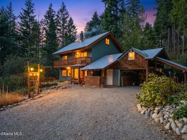 627 Y For Rd , Cocolalla, ID 83813