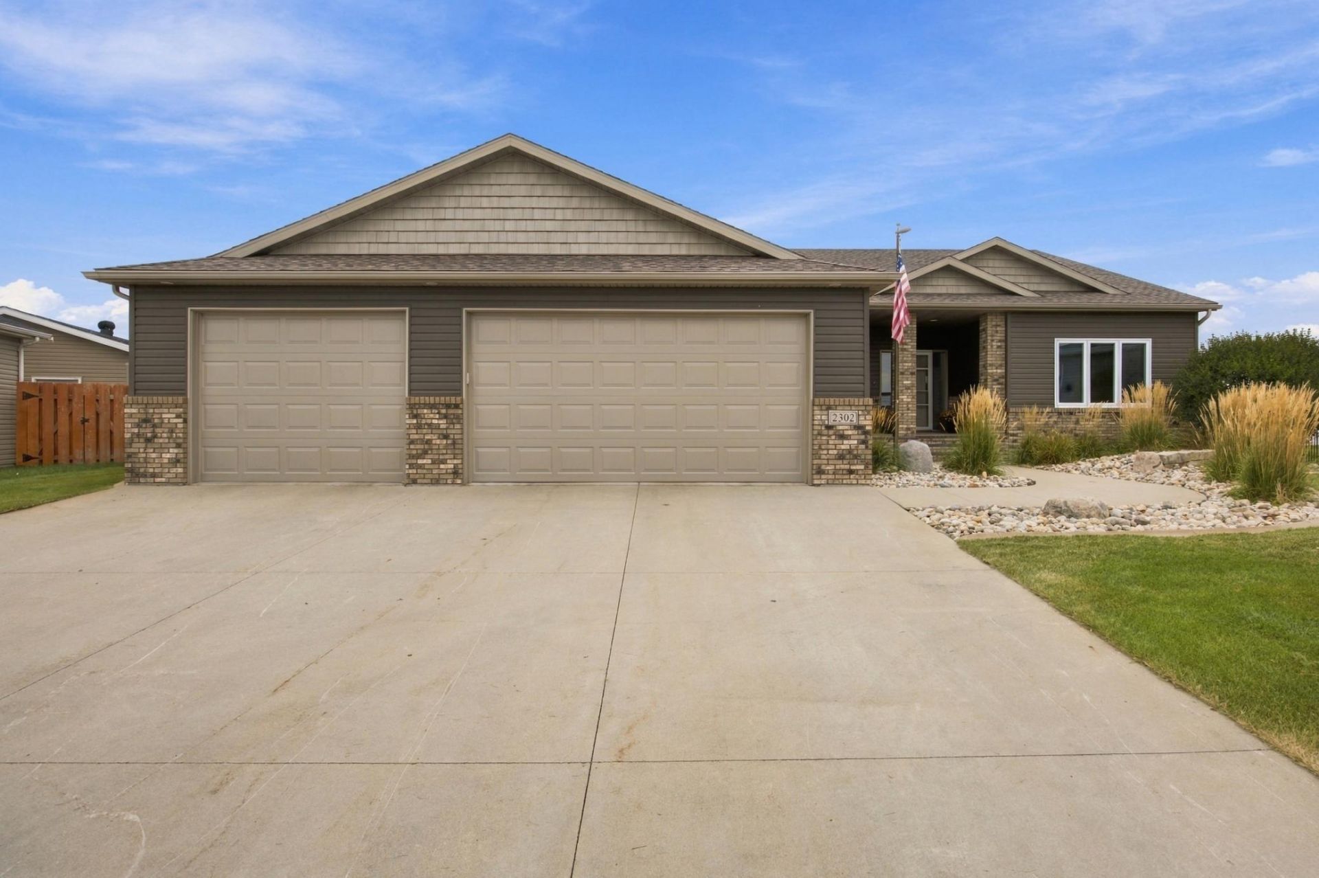 2302 10th Street W, West Fargo, ND 58078 Main Photo