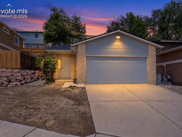 2660 Christopher Terrace, Colorado Springs, CO 80907