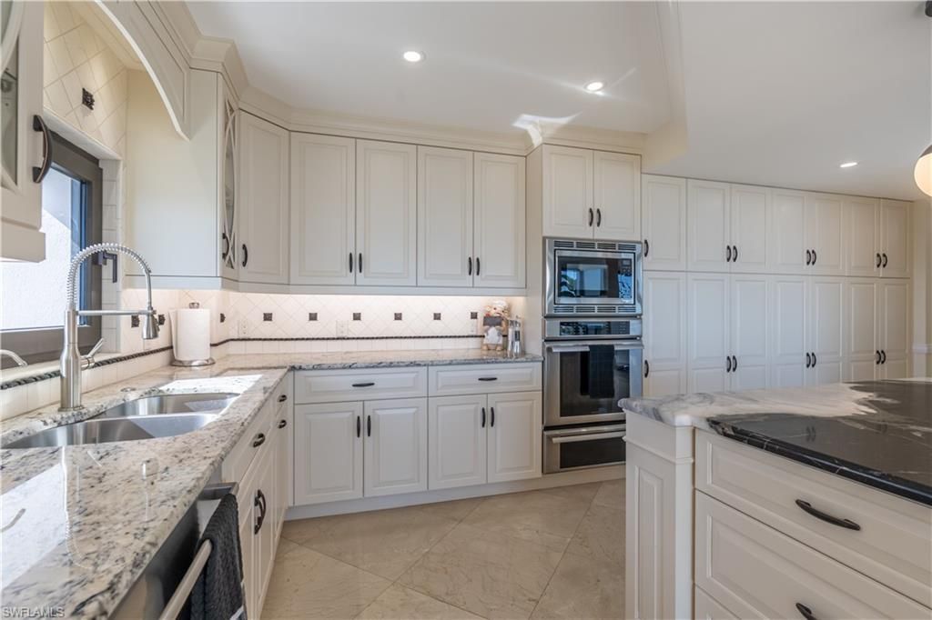 4031 Gulf Shore Blvd N, Unit PHIE, Naples, FL 34103 Photo