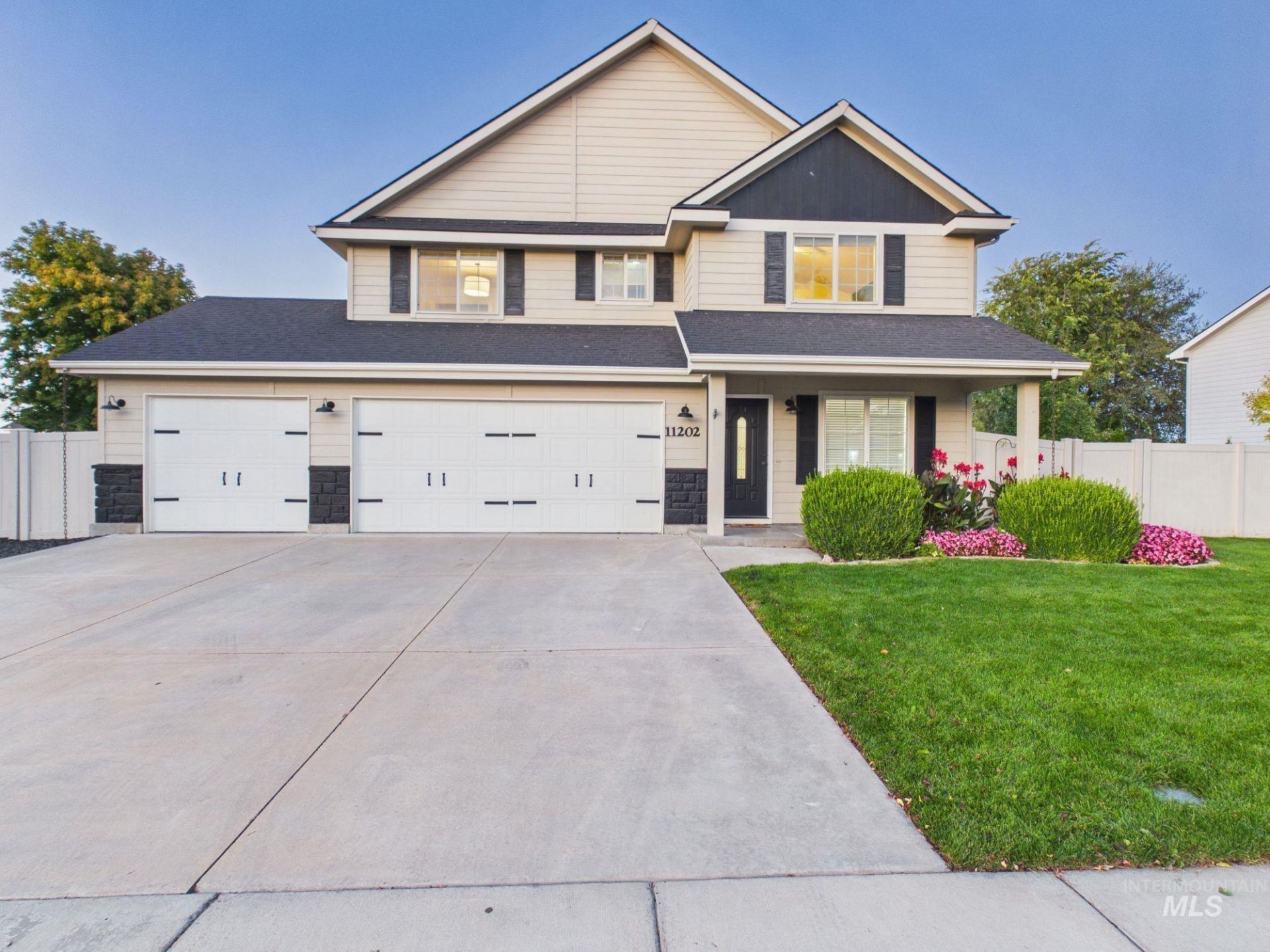 11202 W Radcliff St, Nampa, ID 83651 Main Photo