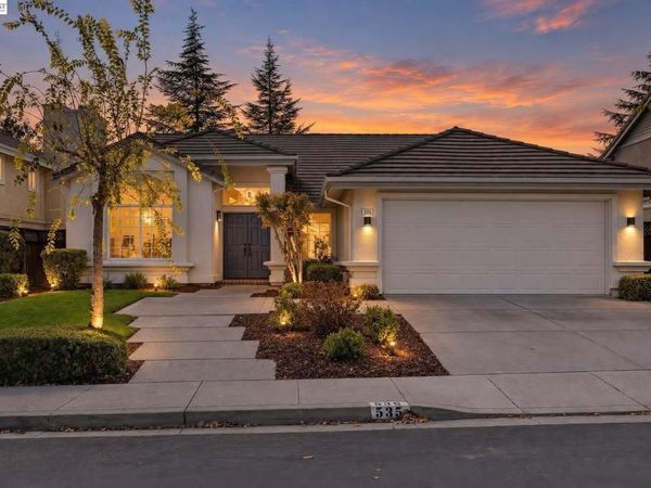 535 Zenith Ridge Rd, Danville, CA 94506