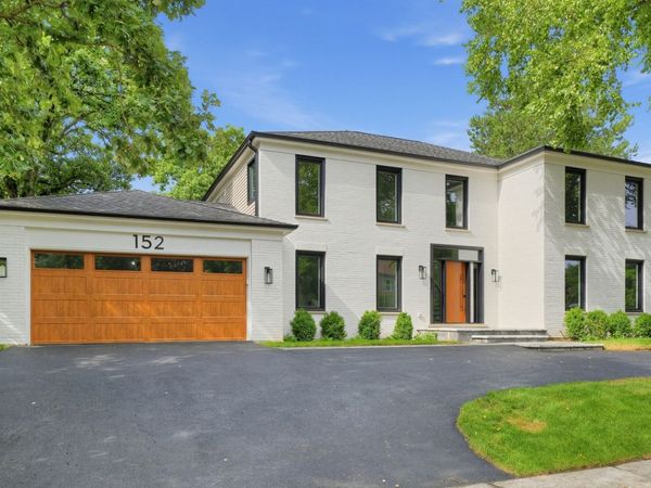 152 Oakmont Drive , Deerfield, IL 60015