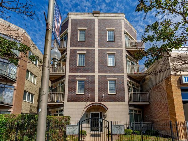7930 W Grand Avenue , Unit 3W, Elmwood Park, IL 60707