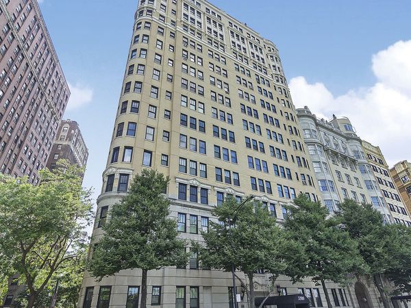 3300 N Lake Shore Drive , Unit 8D, Chicago, IL 60657