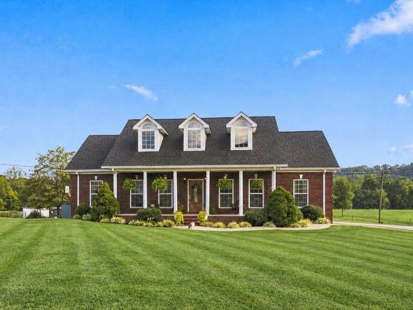4692 Cornersville Rd , Lynnville, TN 38472