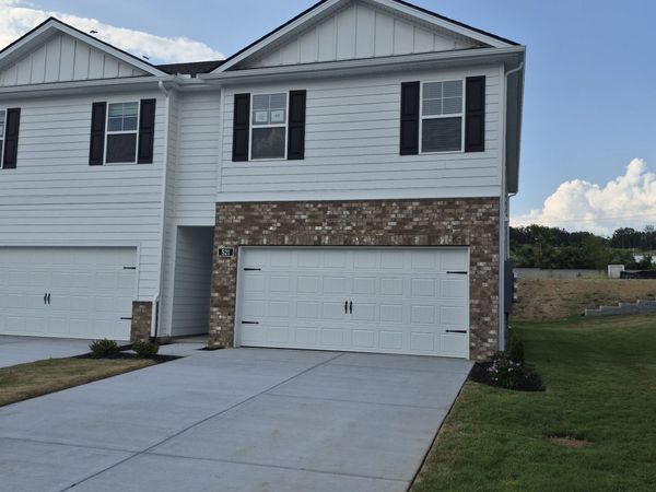 521 Mound Rd , La Vergne, TN 37086