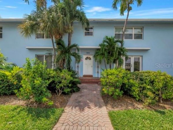 1800 PASS-A-GRILLE WAY , Unit 5, PASS A GRILLE, FL 33706