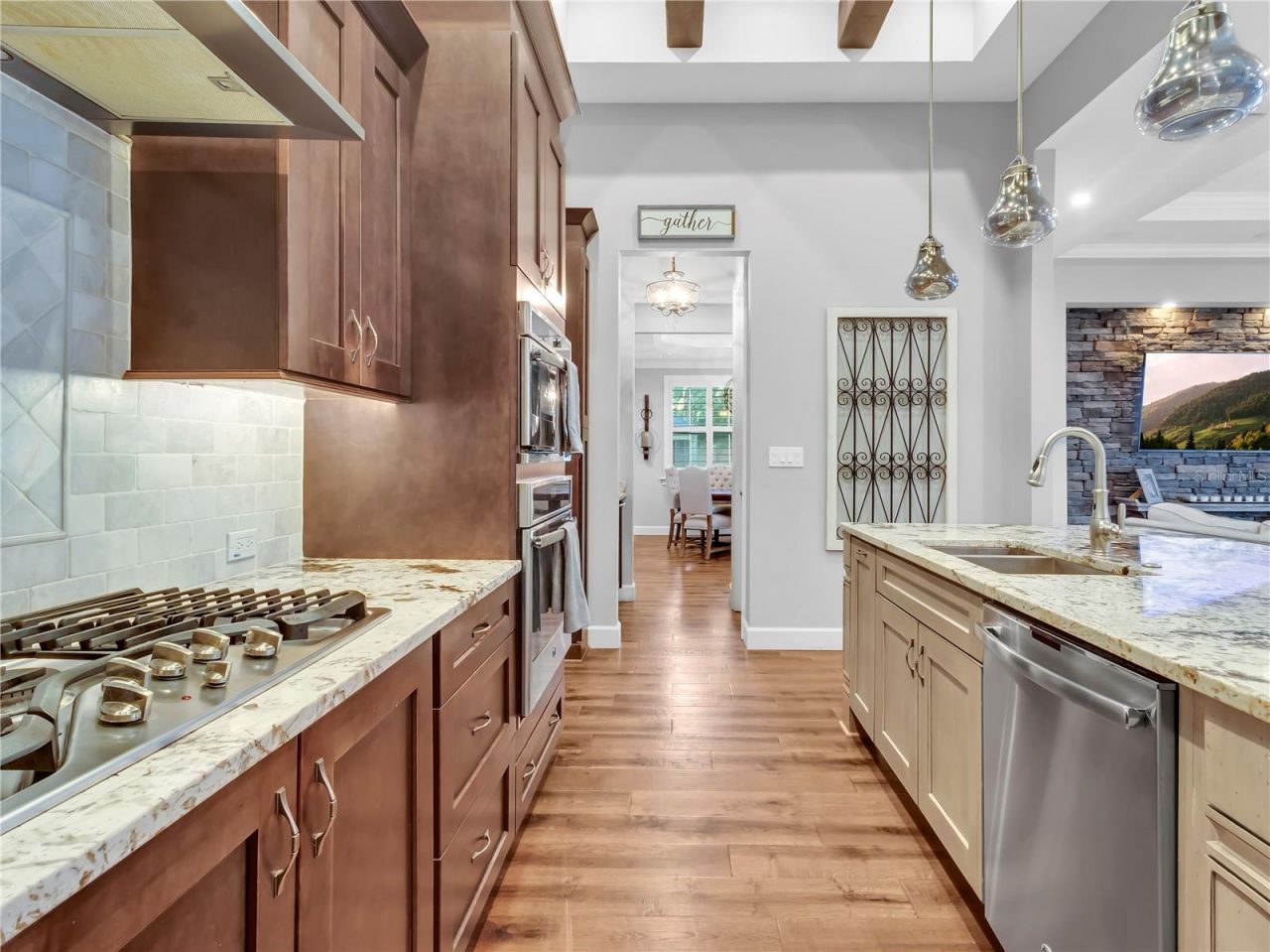 29547 Chapel Park Drive, Wesley Chapel, FL 33543 Photo