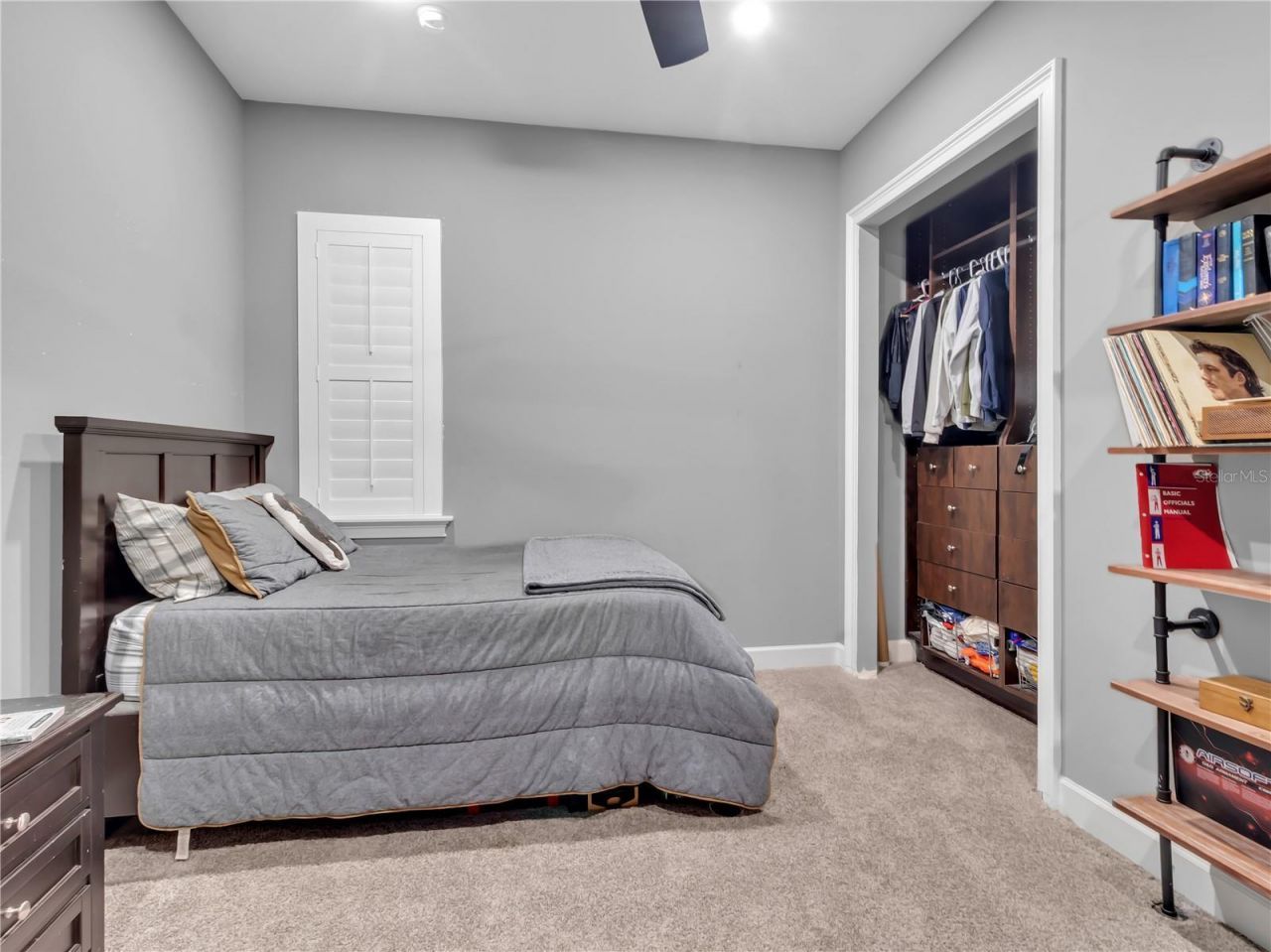 29547 Chapel Park Drive, Wesley Chapel, FL 33543 Photo