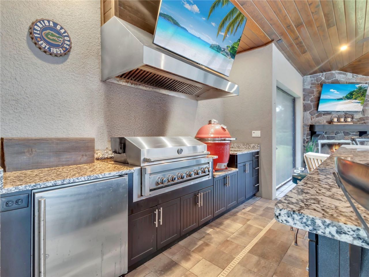 29547 Chapel Park Drive, Wesley Chapel, FL 33543 Photo