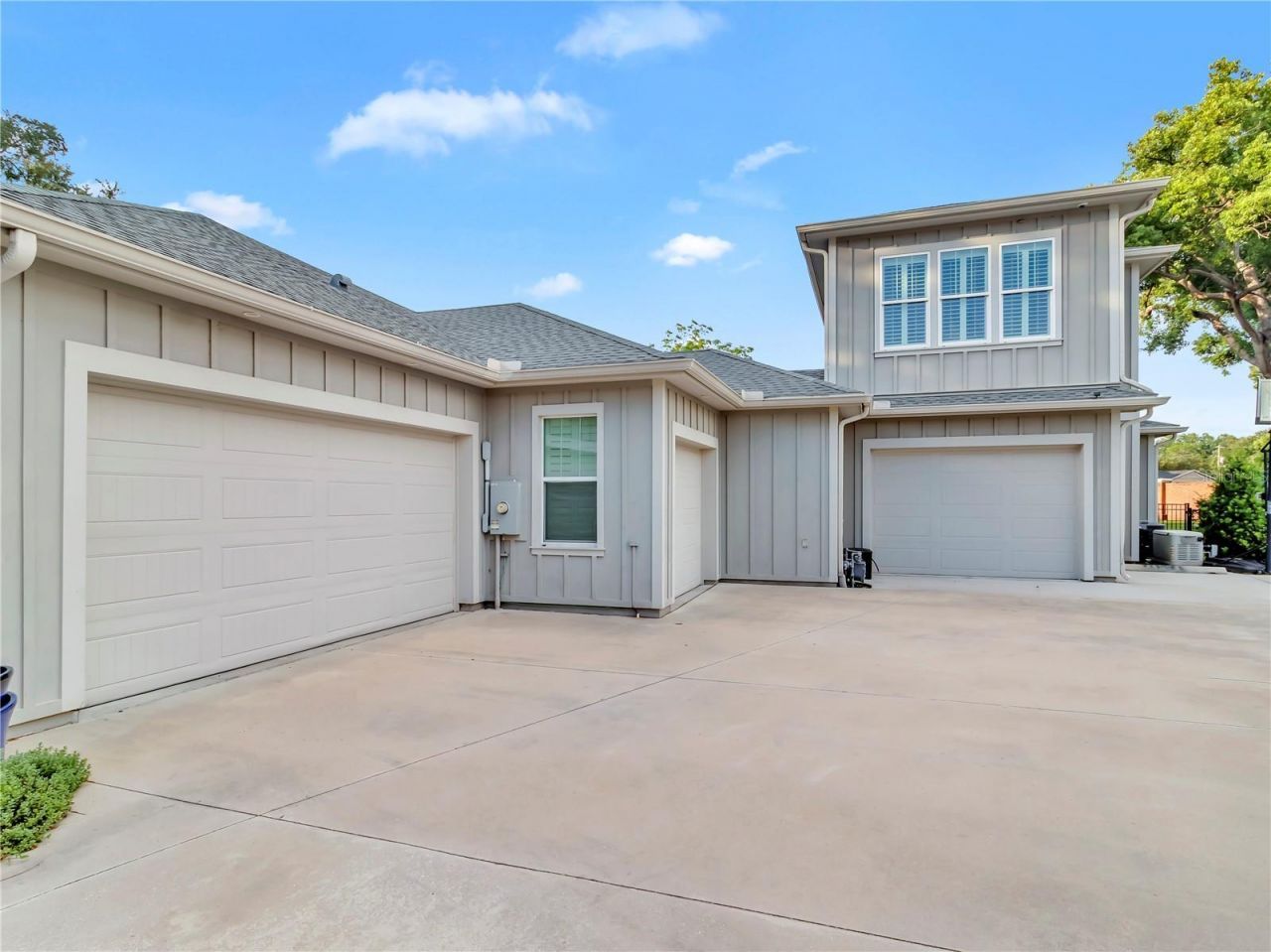 29547 Chapel Park Drive, Wesley Chapel, FL 33543 Photo
