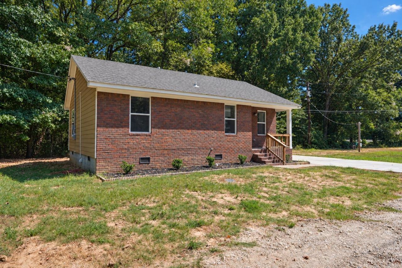 54 Jones Ave, Mason, TN 38049 Main Photo