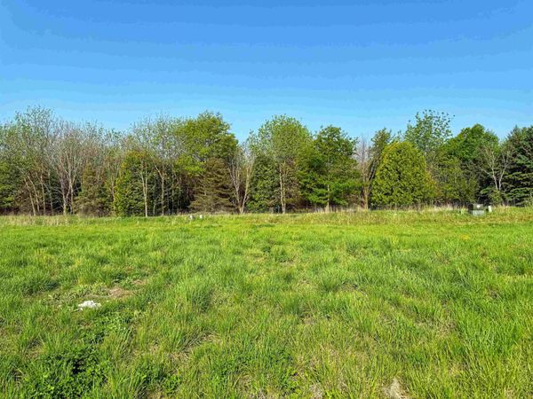 1266 Tivoli Circle, Oregon, WI 53575