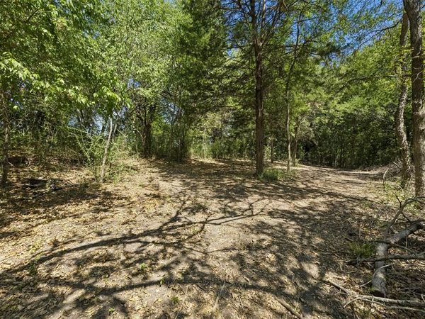 325 S Larkin Road , Sunnyvale, TX 75182
