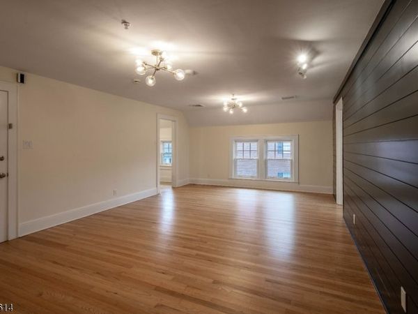 1926 Long Hill Rd, Unit 1, Long Hill, NJ 07946