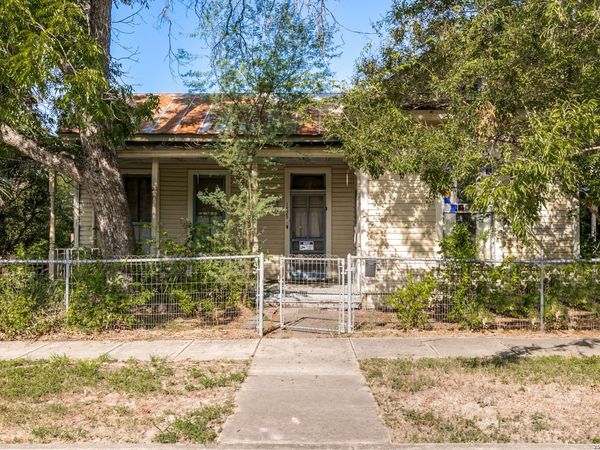 1825 N Palmetto, San Antonio, TX 78208