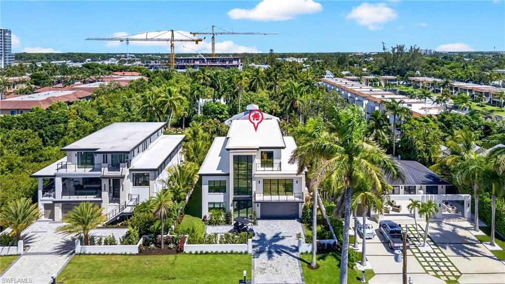 1085 Sandpiper St, Naples, FL 34102 Photo
