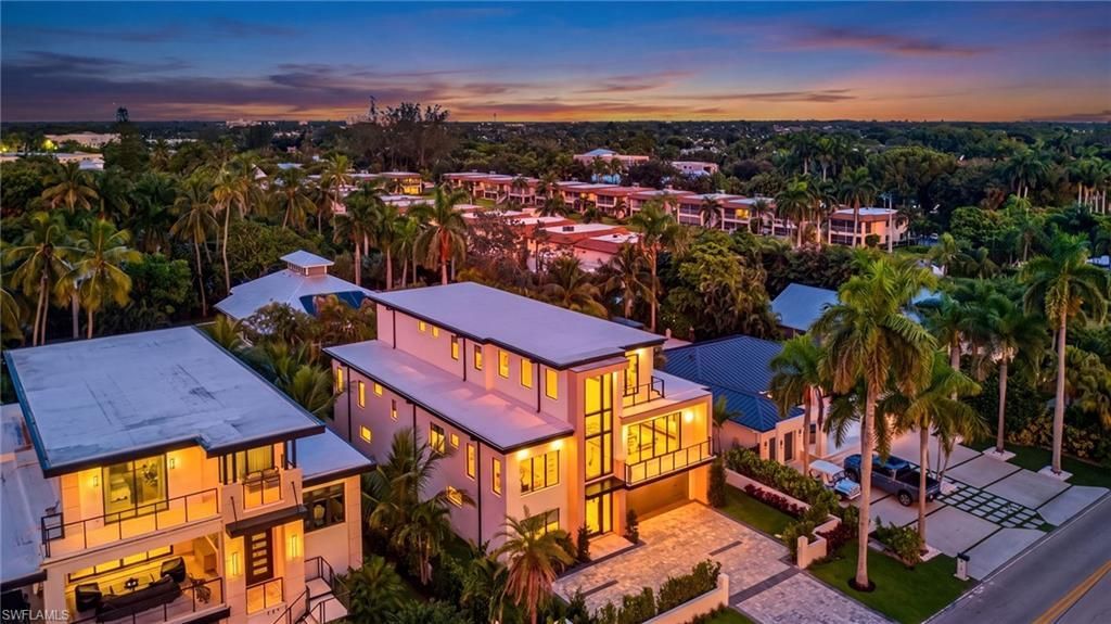 1085 Sandpiper St, Naples, FL 34102 Photo