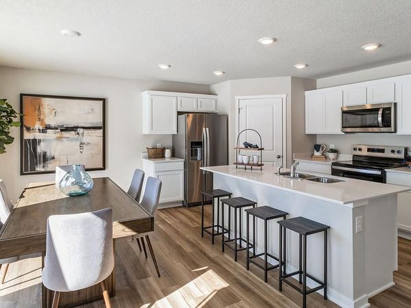 2045 Aquarius Drive, Shakopee, MN 55379