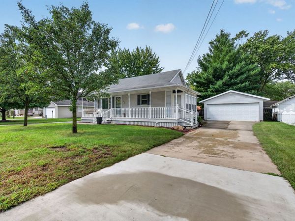 250 N Irving Street , Coal City, IL 60416