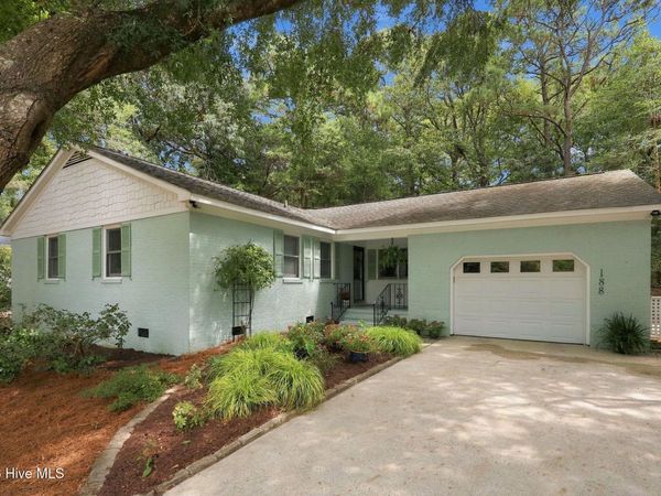 188 Loblolly Drive, Pine Knoll Shores, NC 28512