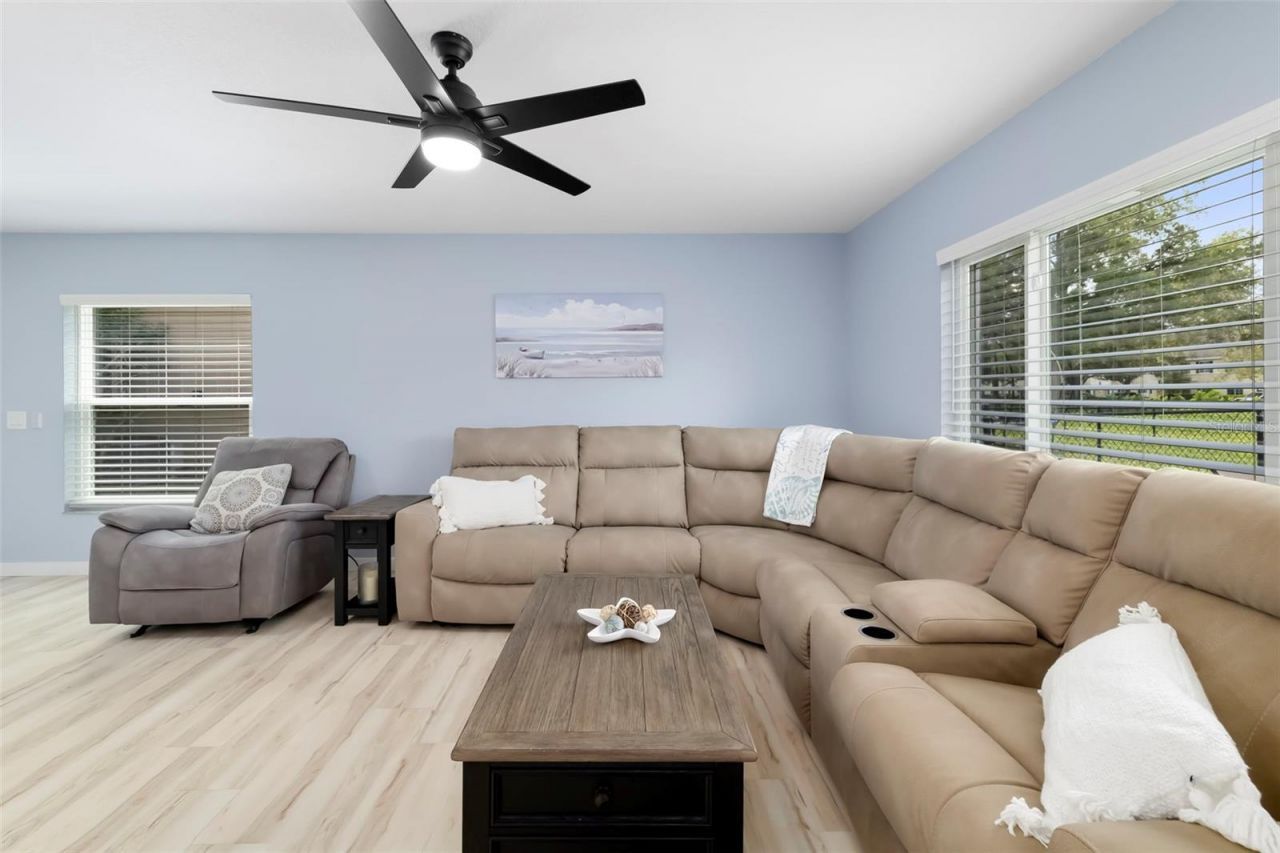 206 Beacon Harbour Loop, Bradenton, FL 34212 Photo
