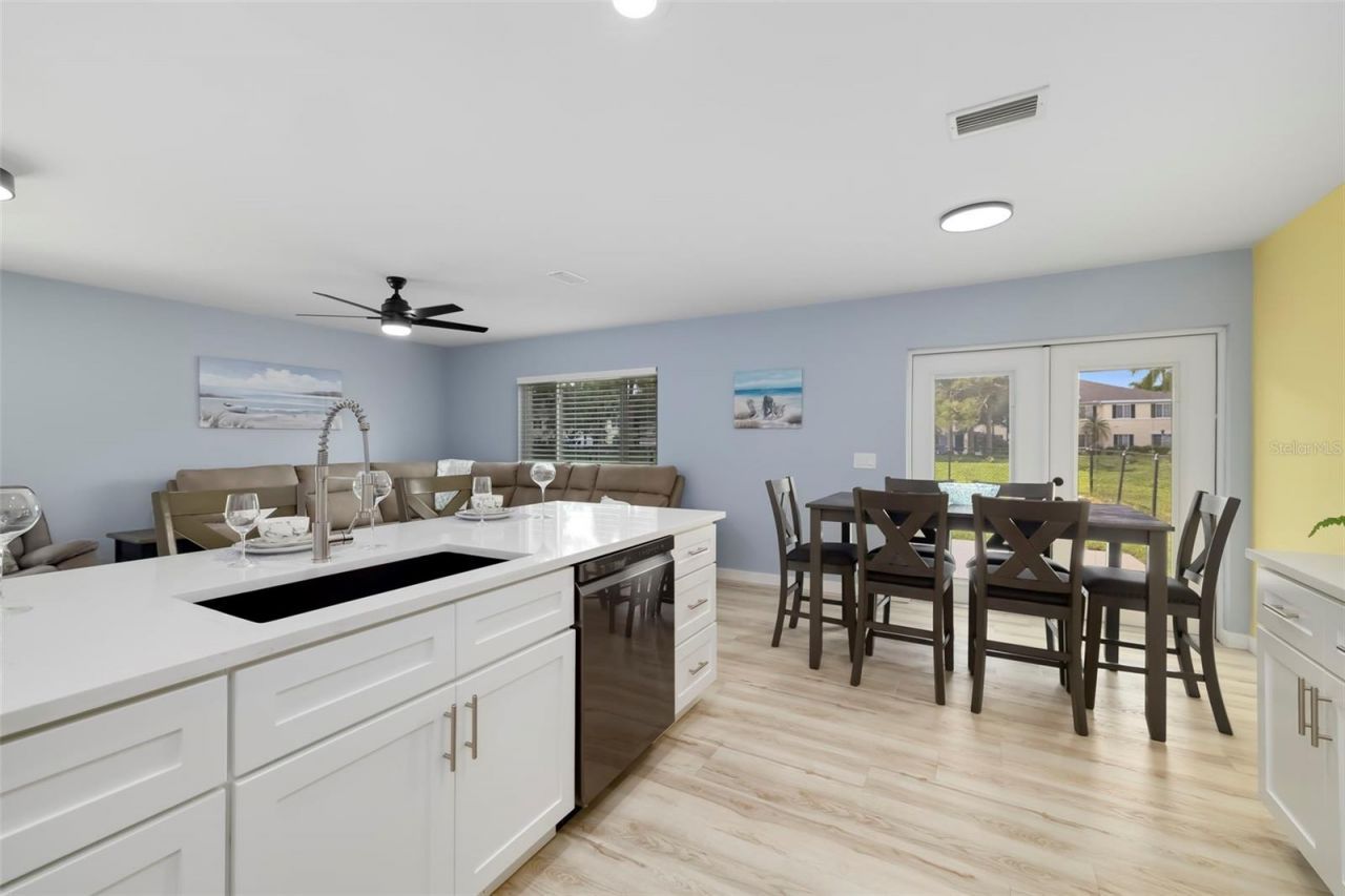 206 Beacon Harbour Loop, Bradenton, FL 34212 Photo