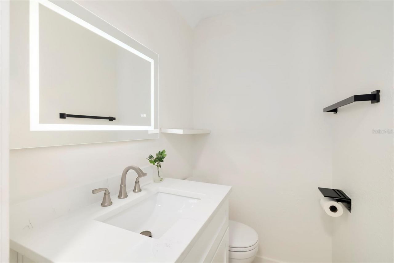 206 Beacon Harbour Loop, Bradenton, FL 34212 Photo