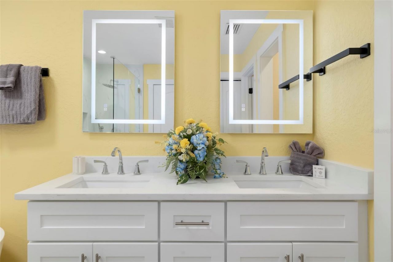 206 Beacon Harbour Loop, Bradenton, FL 34212 Photo