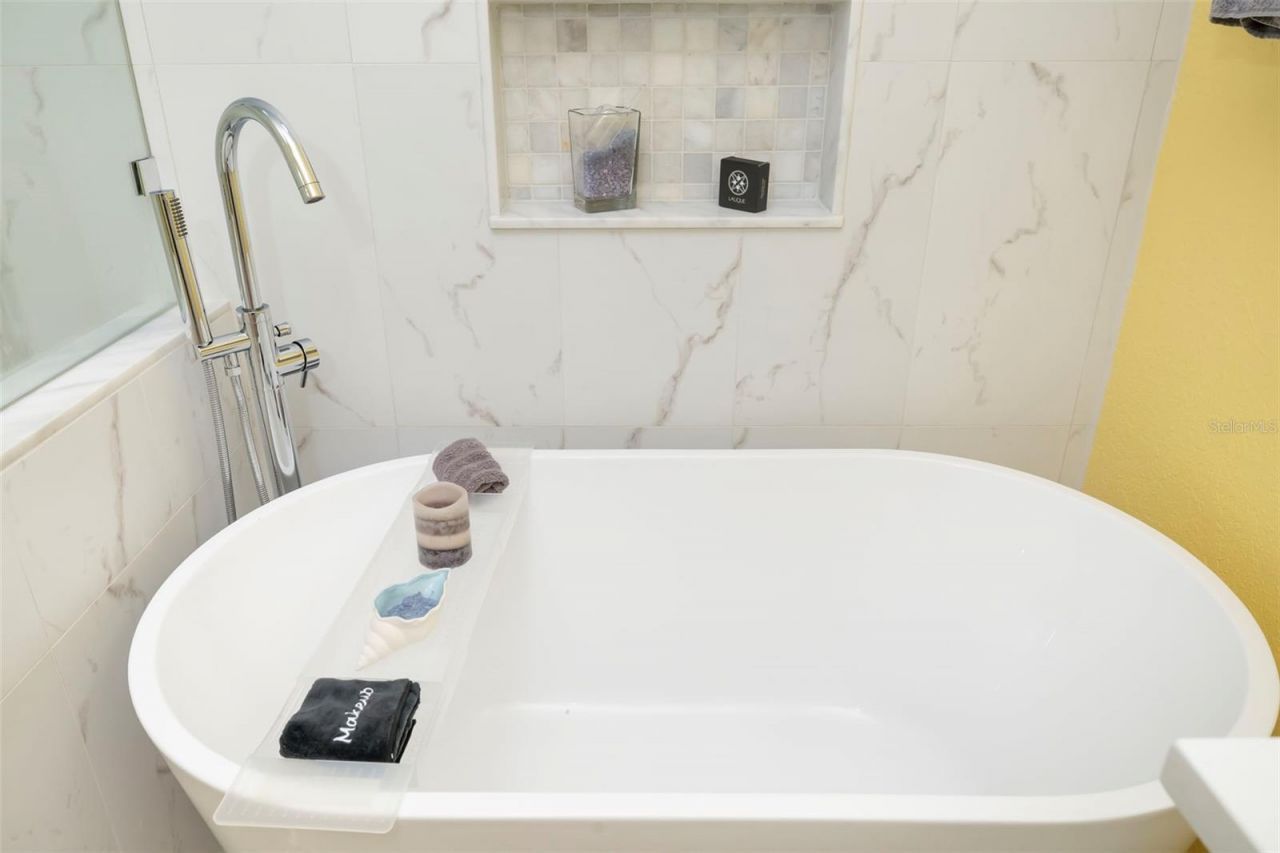 206 Beacon Harbour Loop, Bradenton, FL 34212 Photo