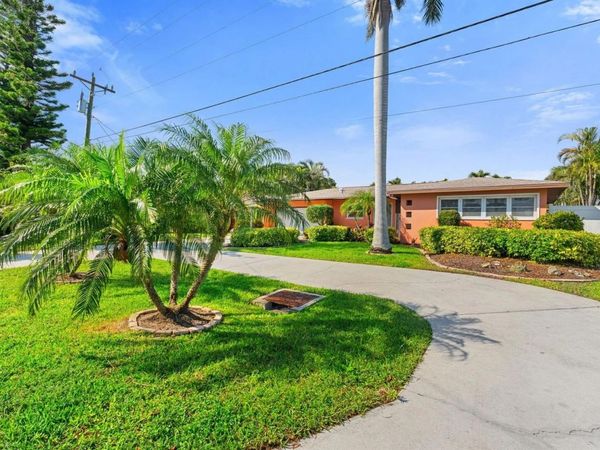 1829 CORNWALLIS PARKWAY, CAPE CORAL, FL 33904