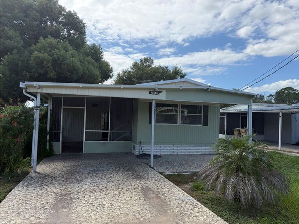 26139 ROSE LANE , ASTATULA, FL 34705
