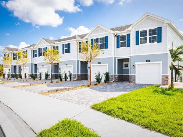 12571 AMBER CREEK CIRCLE , LAKEWOOD RANCH, FL 34211